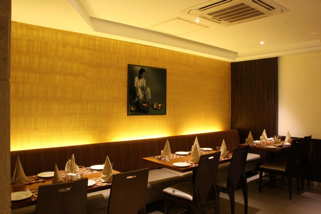 Hotel Fidalgo Panaji Exteriör bild
