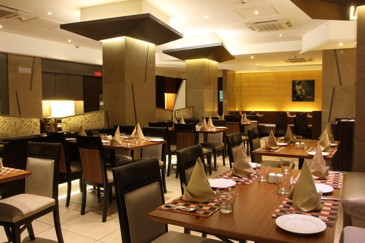 Hotel Fidalgo Panaji Exteriör bild